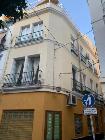 Stunning Attic With Private Terrace And Parking Optional Apartment Sevilla Exterior foto