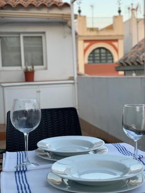 Stunning Attic With Private Terrace And Parking Optional Apartment Sevilla Exterior foto