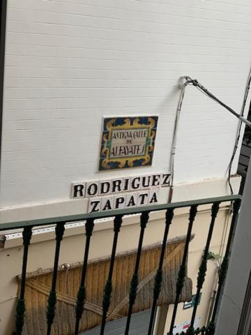 Stunning Attic With Private Terrace And Parking Optional Apartment Sevilla Exterior foto