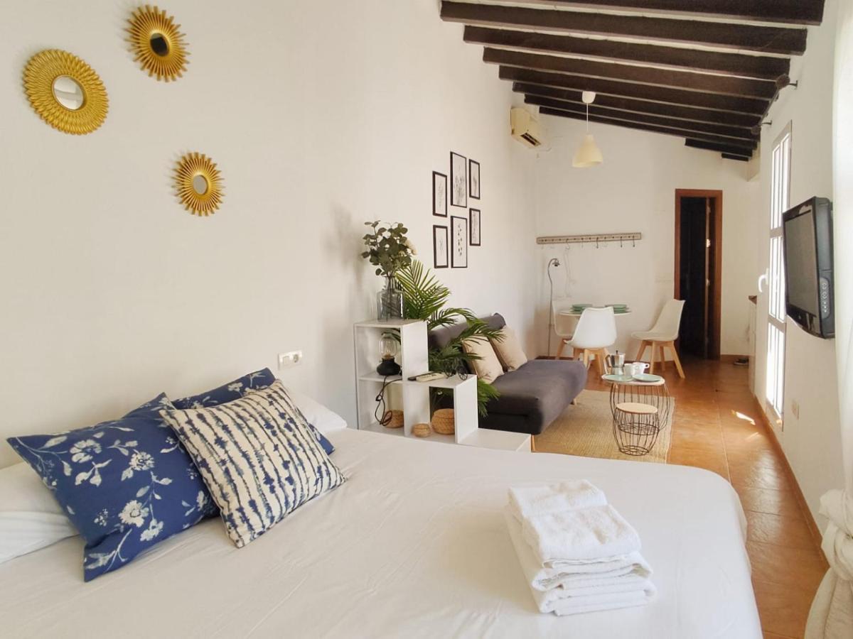Stunning Attic With Private Terrace And Parking Optional Apartment Sevilla Exterior foto